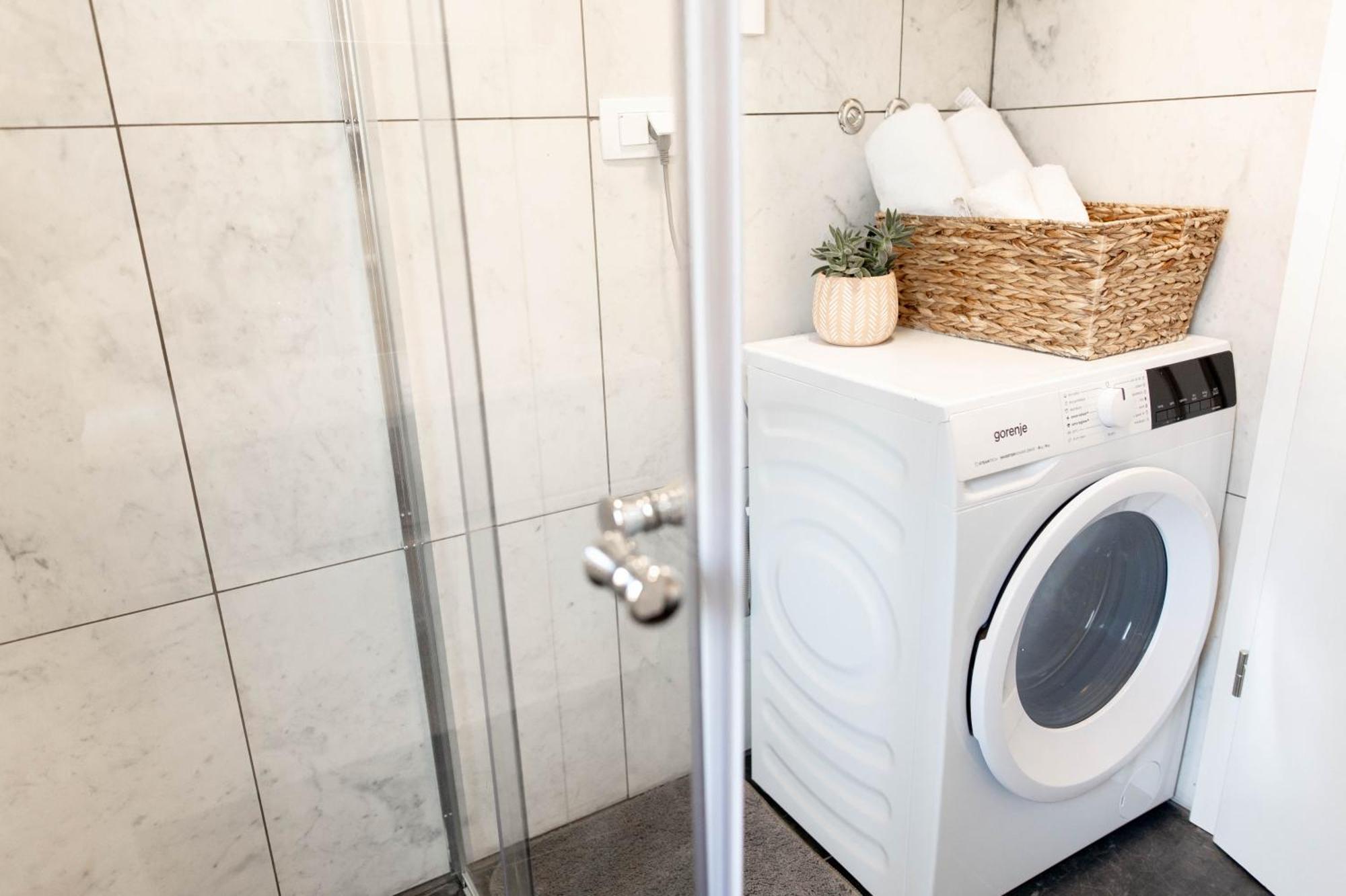 Aura Apartments Zirovnica Kültér fotó