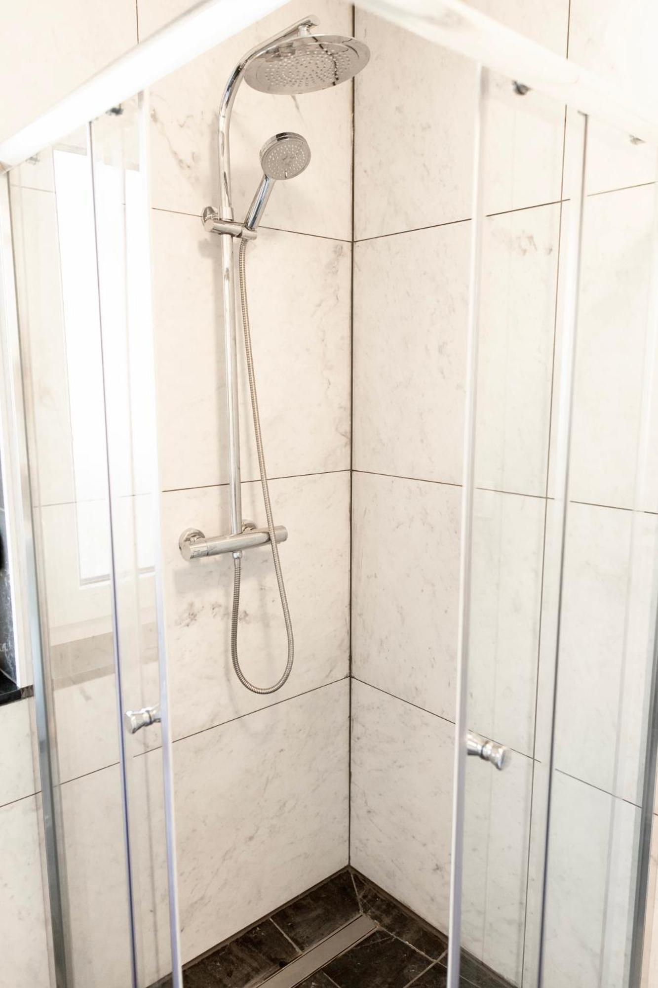 Aura Apartments Zirovnica Szoba fotó